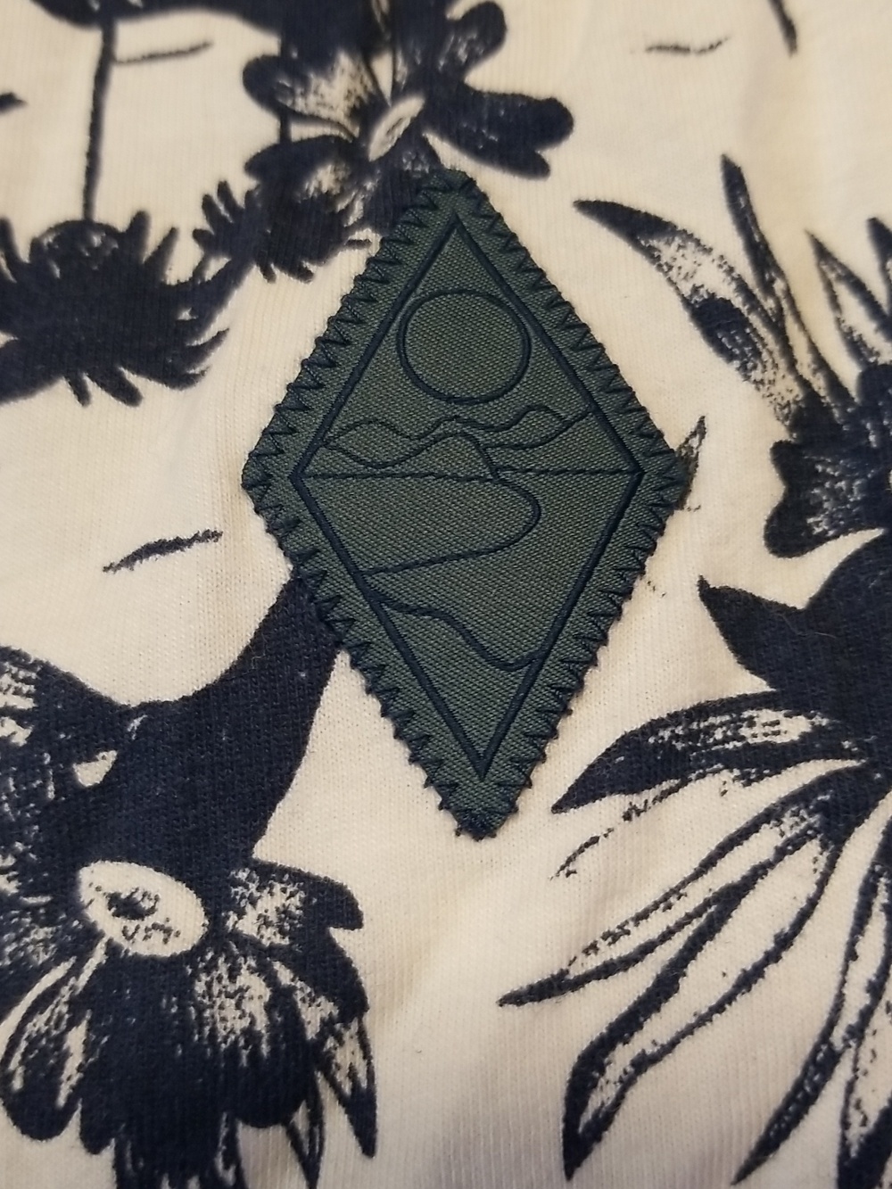 Patagonia Wanderer Crest High Neck Organic Tank Top - Picture 4 of 8